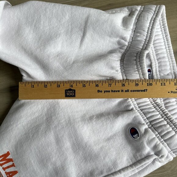 University of Miami Champion Women’s White Sweatshorts Sweats Shorts Sz XS - Picture 9 of 12